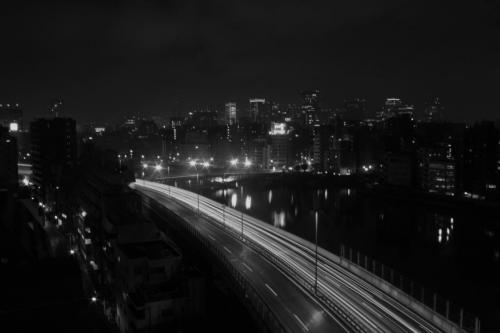 960279307